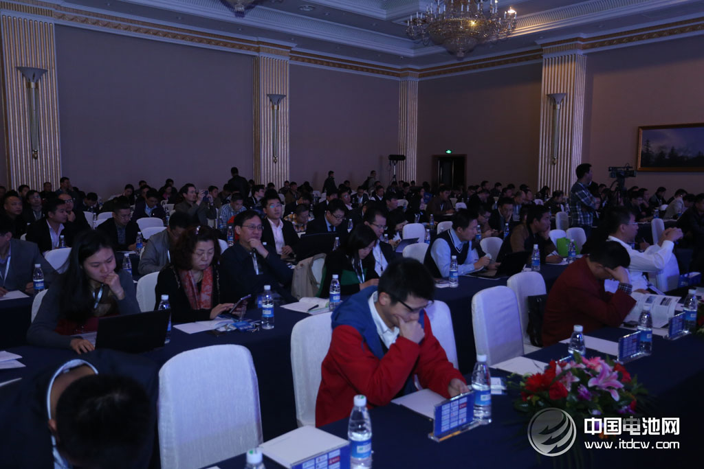 2014年中國電池行業十佳優秀媒體記者新聞