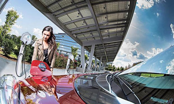 外媒：盡管油價(jià)下跌 但不會(huì)放棄電動(dòng)汽車