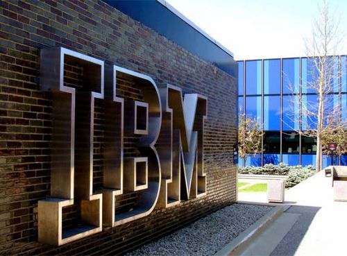 IBM  最大規模裁員