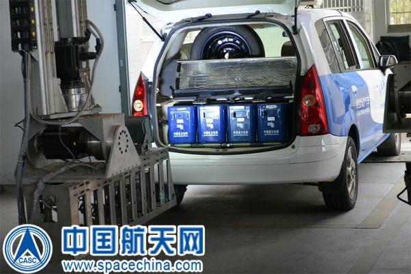 國內首家全自動乘用車更換電池站投入使用