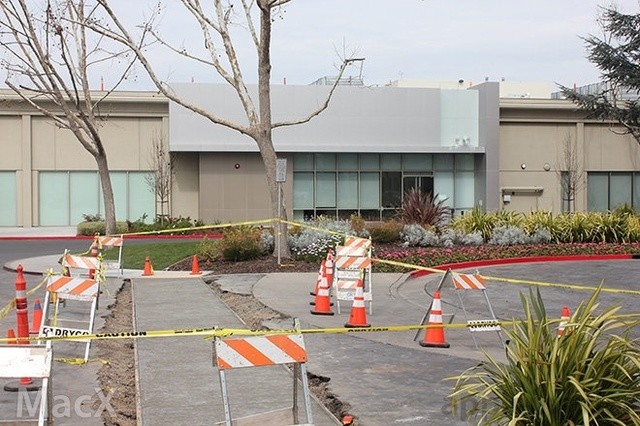 蘋(píng)果車不是傳聞:研發(fā)基地曝光 土豪又有新的裝逼利器 蘋(píng)果車不是傳聞:研發(fā)基地曝光 土豪又有新的裝逼利器