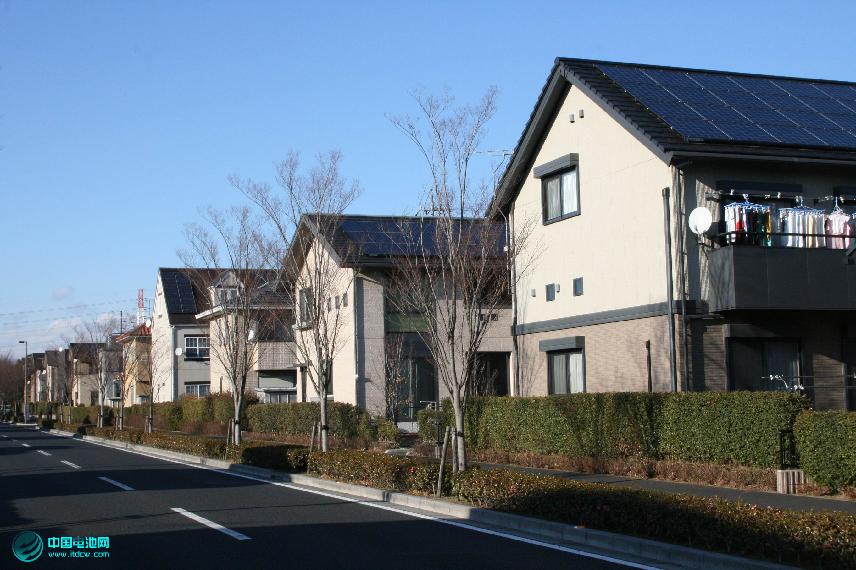 中國光伏行業調查報告：“屋頂發電”為何沒有預想火