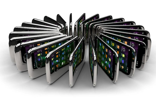 中國(guó)智能手機(jī)一季度市場(chǎng)銷量9900萬臺(tái) 下滑5.6% 中國(guó)智能手機(jī)一季度市場(chǎng)銷量9900萬臺(tái) 下滑5.6%