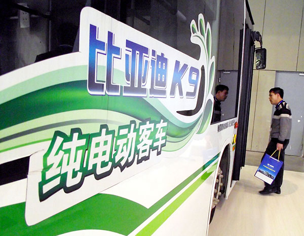 前4月汽車產銷增速趨緩  新能源車產量增3倍