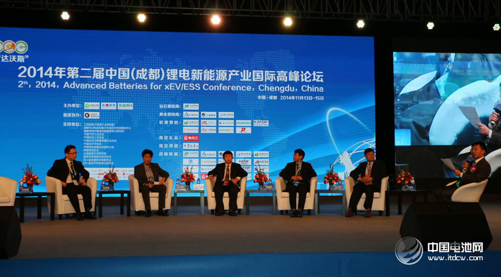 資本混戰(zhàn)互聯(lián)網(wǎng)+汽車后，誰會是突圍者？