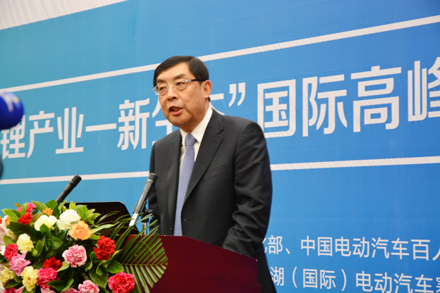 全國(guó)政協(xié)副主席