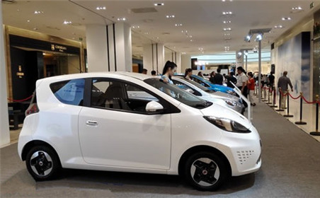 國內首家電動車超市開業  北汽騰勢等電動車入駐