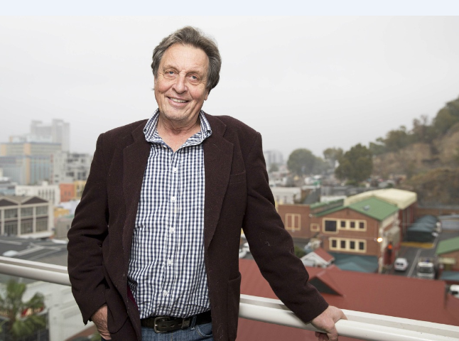 特斯拉CEO馬斯克父親專訪:億萬富翁是如何養成的? 特斯拉CEO馬斯克父親專訪:億萬富翁是如何養成的?