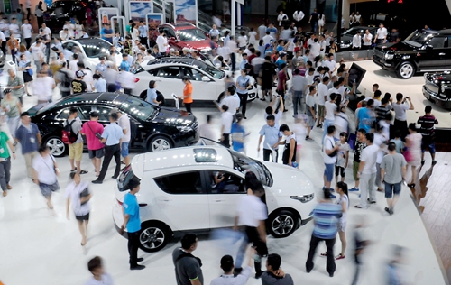 我國新能源汽車產銷量有望邁進世界第一集團