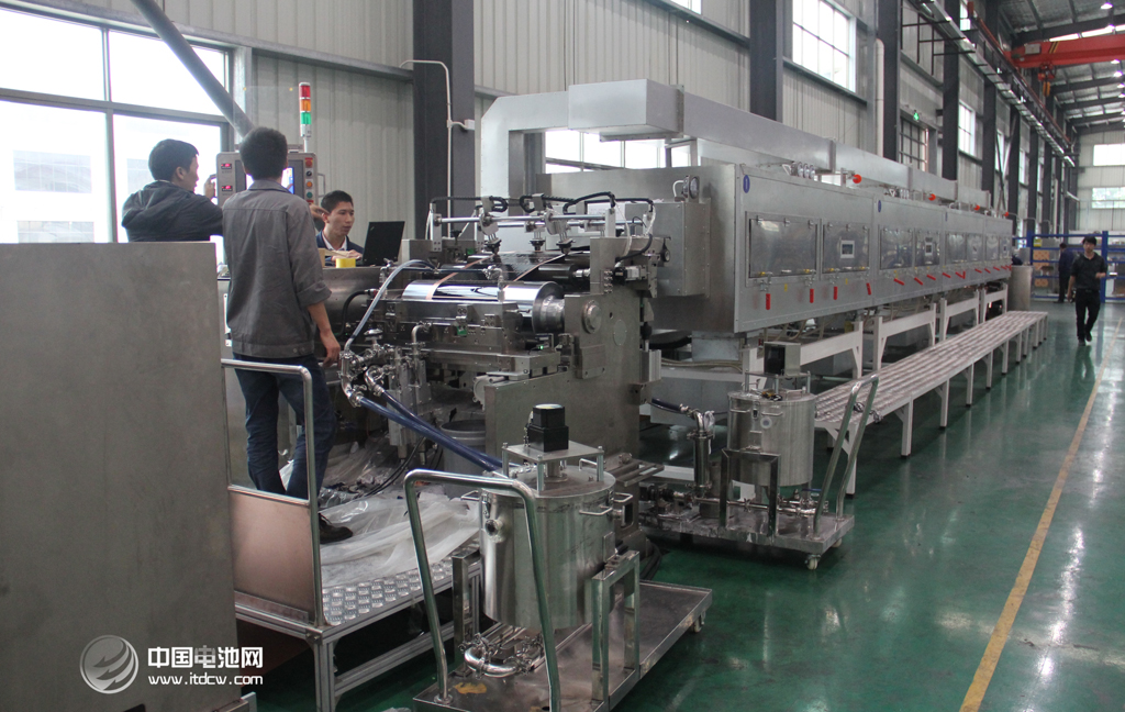 新嘉拓涂布機  中國電池網資料圖片