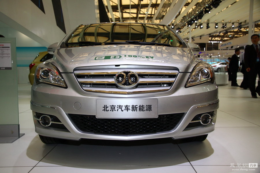 新能源車充電設(shè)施規(guī)劃將頒布 充電樁有望補貼30%