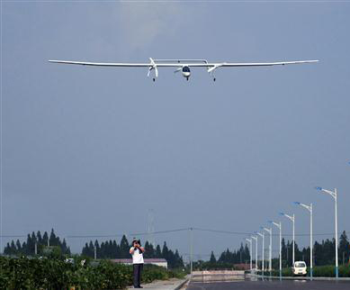 小比例“墨子號(hào)”在滬驗(yàn)證試飛中。