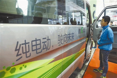 新能源汽車爆發式增長的背后卻面臨多重羈絆