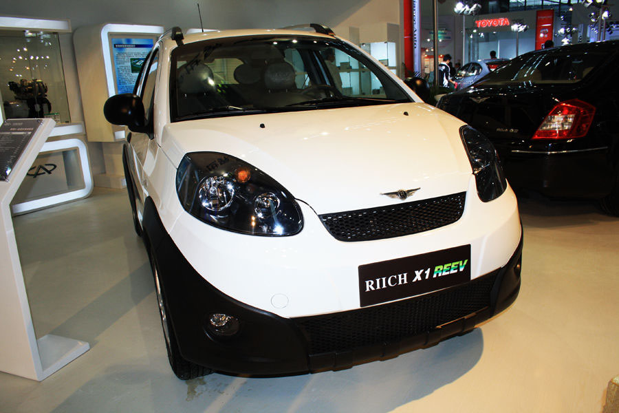 純電動汽車遠水難解近渴 混動車補貼該提高？