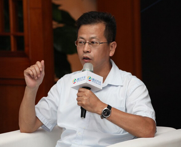 崔東樹：新能源車補貼力度過大 三元鋰電池表現佳