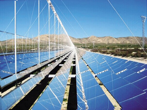 工信部:上半年光伏業(yè)同比增長30% 總產(chǎn)值超2000億元 工信部:上半年光伏業(yè)同比增長30% 總產(chǎn)值超2000億元