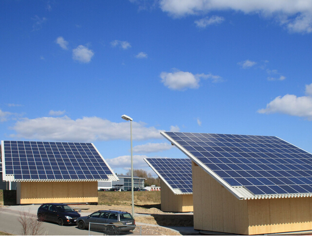 多晶硅加工貿(mào)易進(jìn)口“限令”實(shí)施一周年 光伏上下游業(yè)績(jī)兩重天