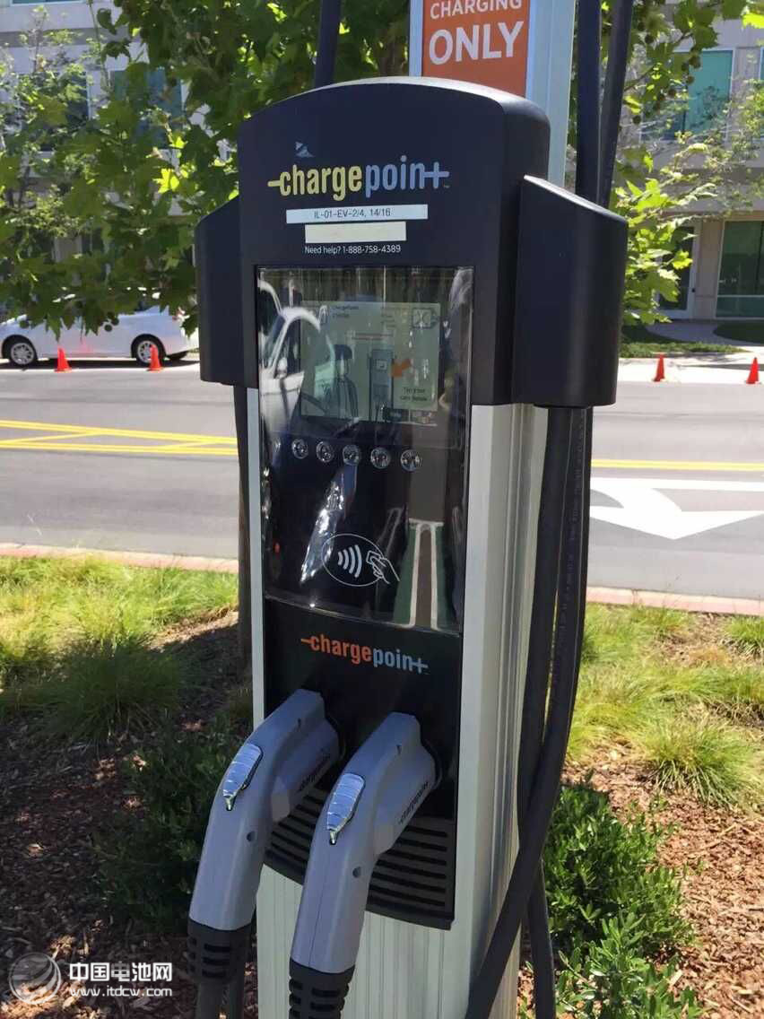 電網(wǎng)改造新政瞄準(zhǔn)新能源車(chē) 五年內(nèi)接入480萬(wàn)臺(tái)充電樁