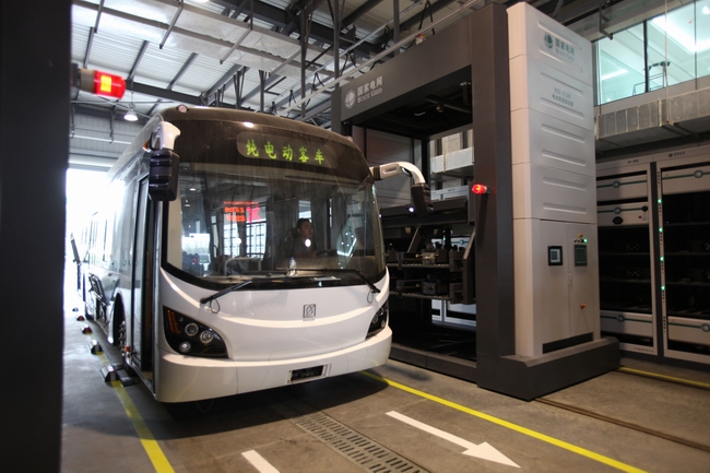 青島新能源汽車(chē)已推廣3087輛  配建61個(gè)充電點(diǎn)