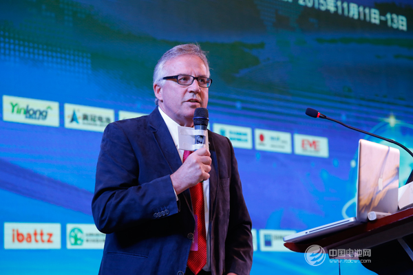 奧冠首席專家默茨