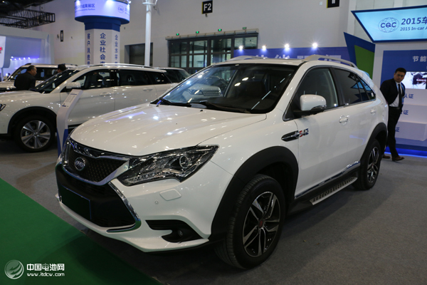 新能源汽車虛火過旺？2016年預(yù)計32-35萬輛規(guī)模