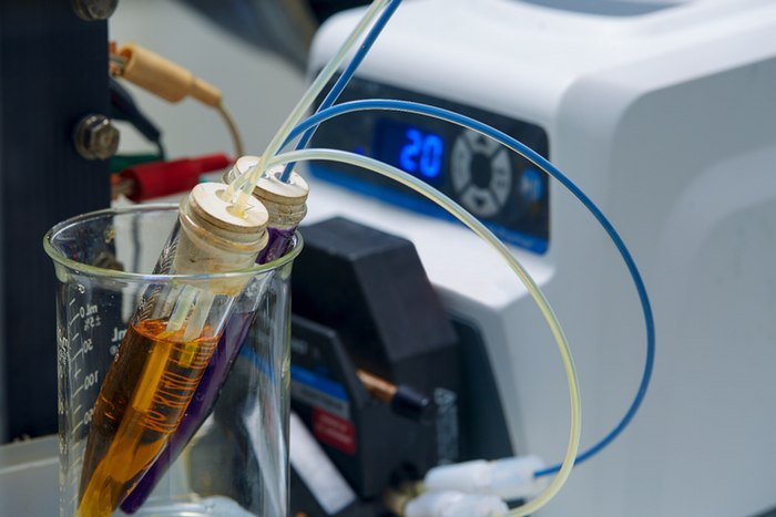 美國研發新型液流電池 生產成本比現有電池下降60％