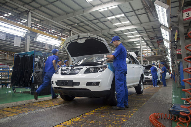 史上最嚴(yán)油耗限值來襲 電動(dòng)車大躍進(jìn)火上澆油