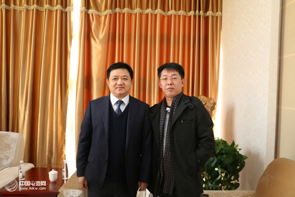 國軒高科總裁方建華(左)接受中國電池網創(chuàng)始人/CEO、鋰電“達沃斯”秘書長專訪 國軒高科總裁方建華(左)接受中國電池網創(chuàng)始人/CEO、鋰電“達沃斯”秘書長專訪