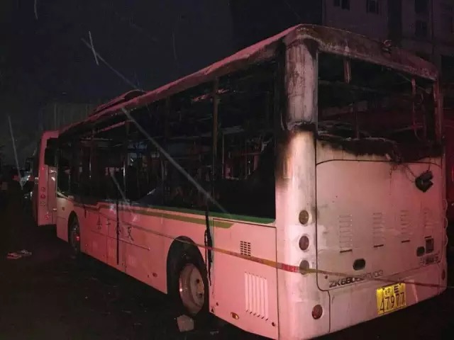 江西上饒純電動(dòng)客車燃燒案：系被引燃 電池系統(tǒng)未著火