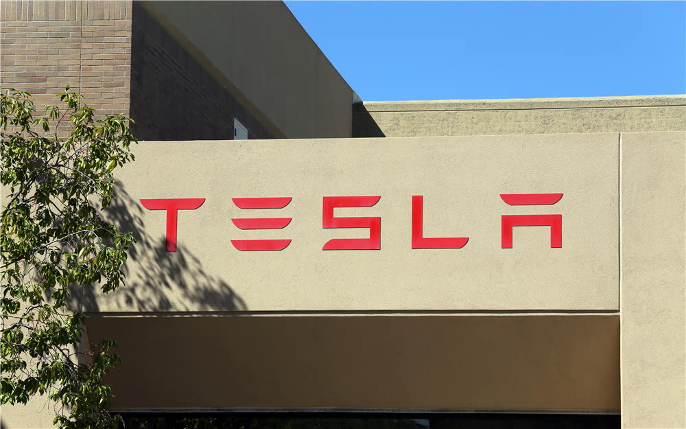 特斯拉能源墻引熱議:能源界稱是老技術換新裝 特斯拉能源墻引熱議:能源界稱是老技術換新裝