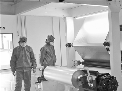 新能源汽車大規模放量 資本布局鋁塑膜鋰電池