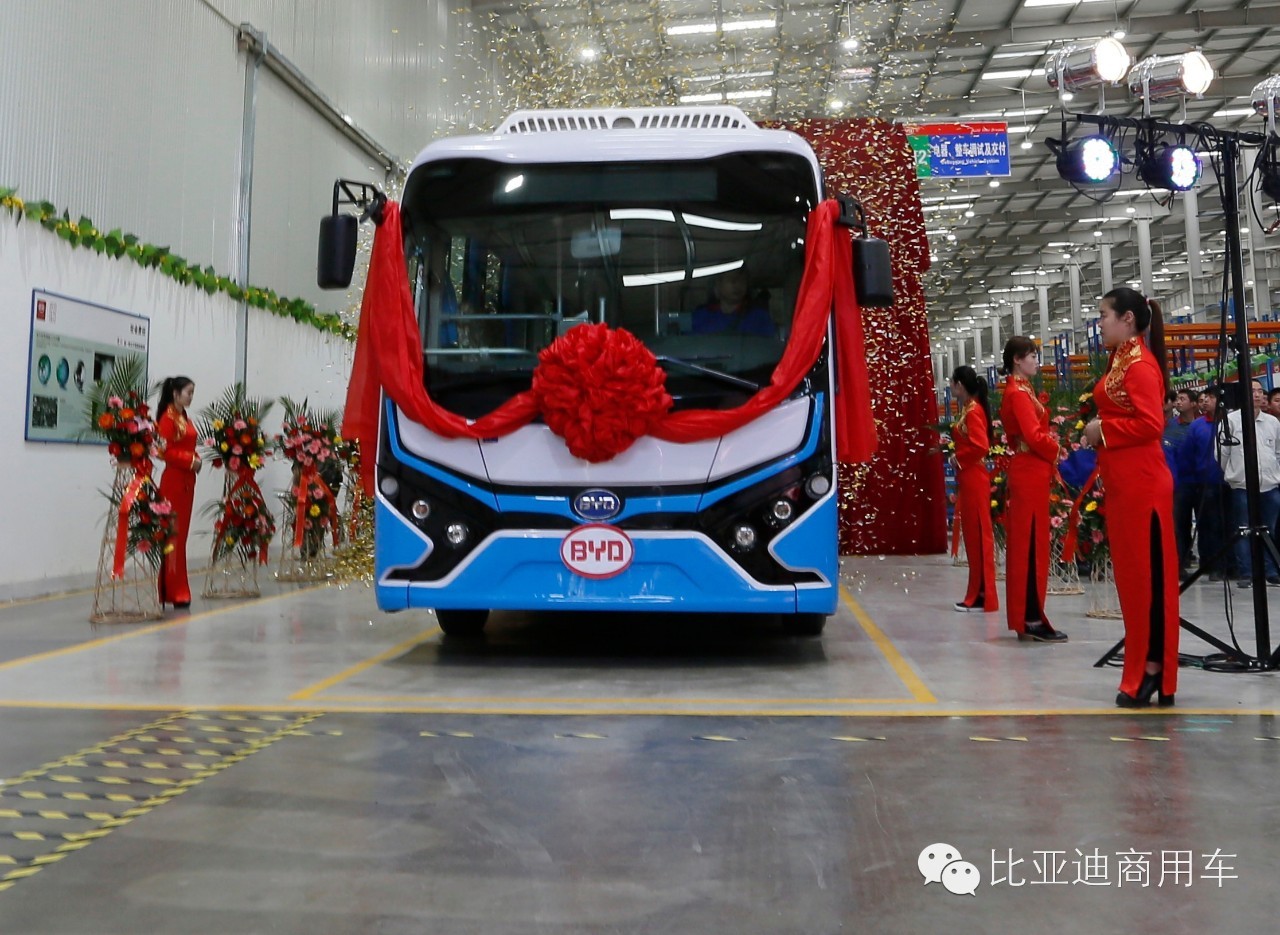 承德比亞迪首批純電動客車K7下線 續航超240公里