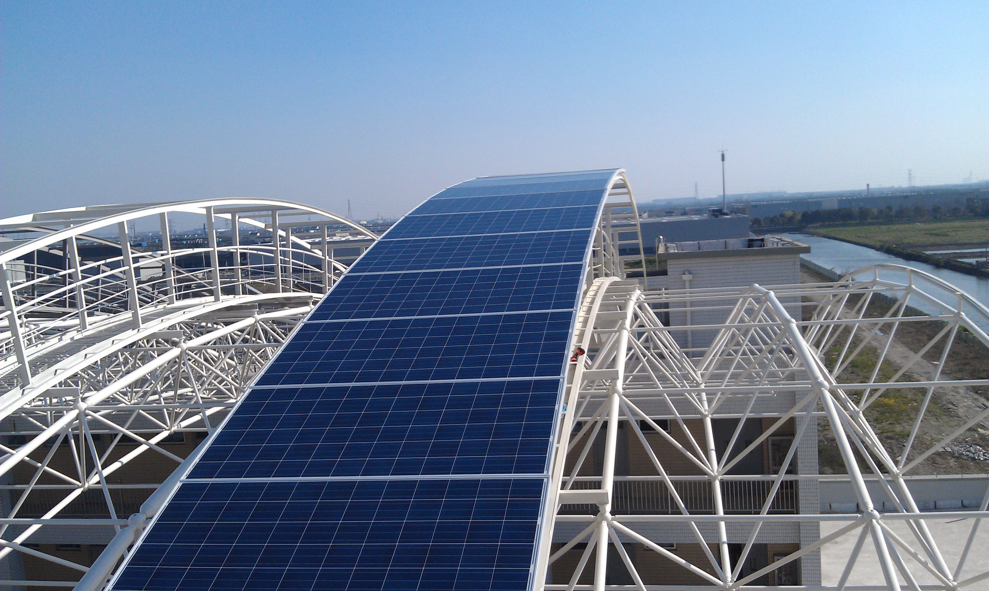 中國將建立光伏發電補貼逐步下調機制