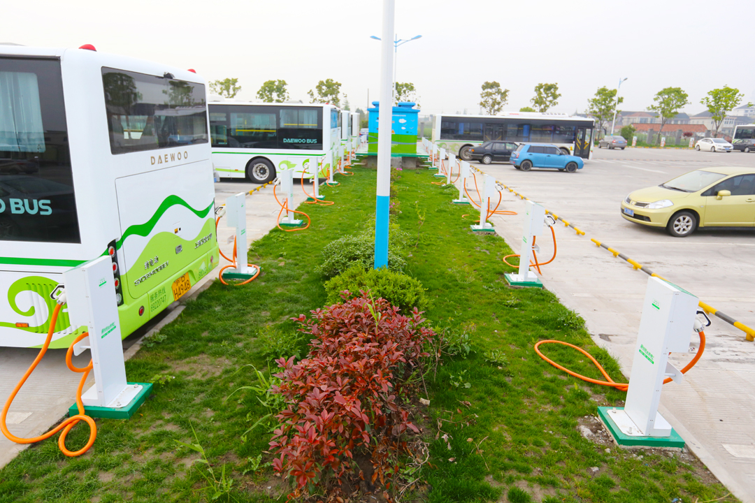 扶持政策正發(fā)酵 18家充電樁概念股一季度凈利潤增長