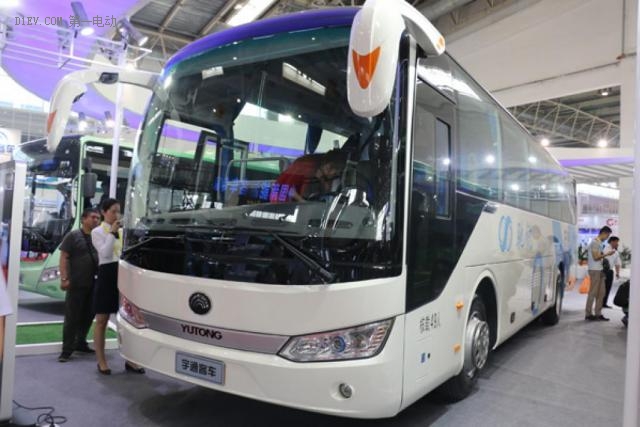 燃料電池客車技術(shù)取得突破 10分鐘加燃料600公里續(xù)航 