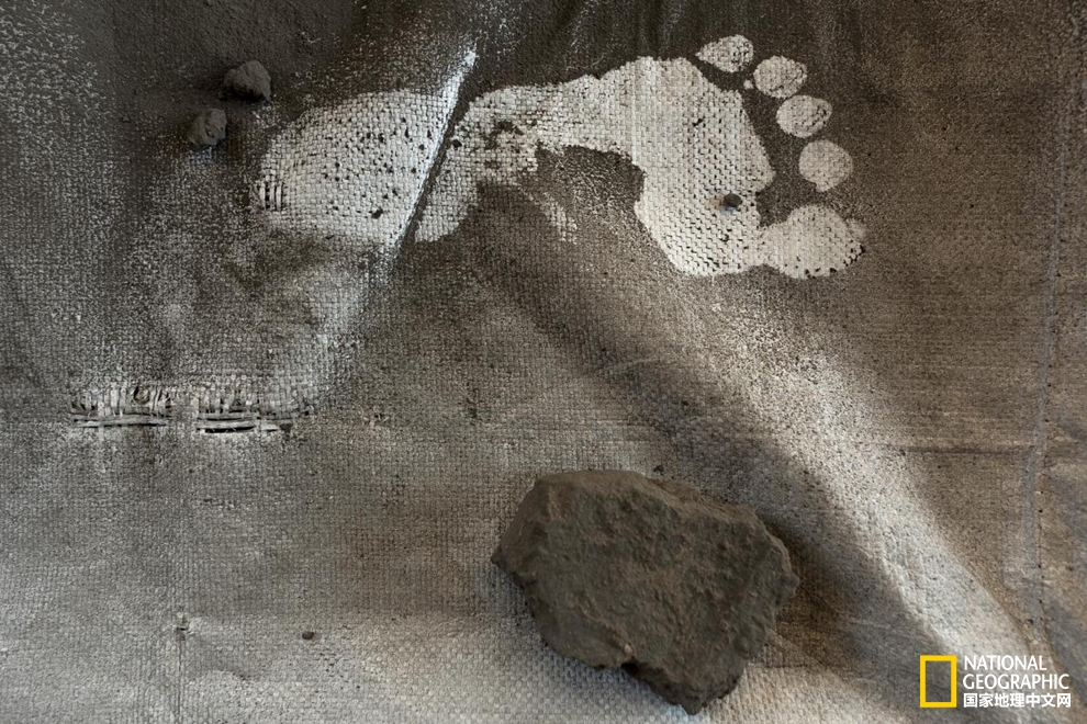 印尼鉛污染之殤：熔煉廢舊電池的代價(jià)