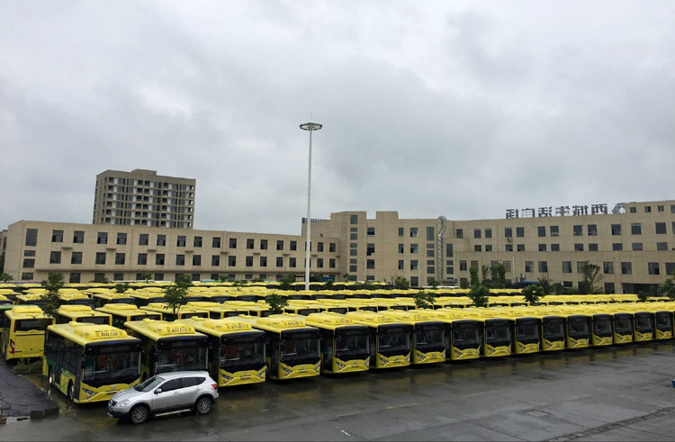 150輛銀隆純電動客車運抵湖北潛江 7月中旬將投入運營