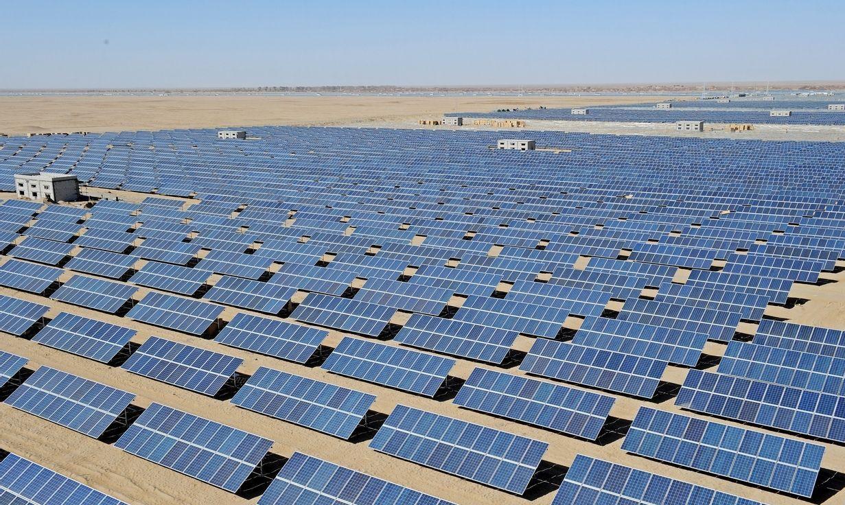 中國光伏產(chǎn)業(yè)又迎來黃金發(fā)展期 跑贏光伏競賽“馬拉松” 中國光伏產(chǎn)業(yè)又迎來黃金發(fā)展期 跑贏光伏競賽“馬拉松”