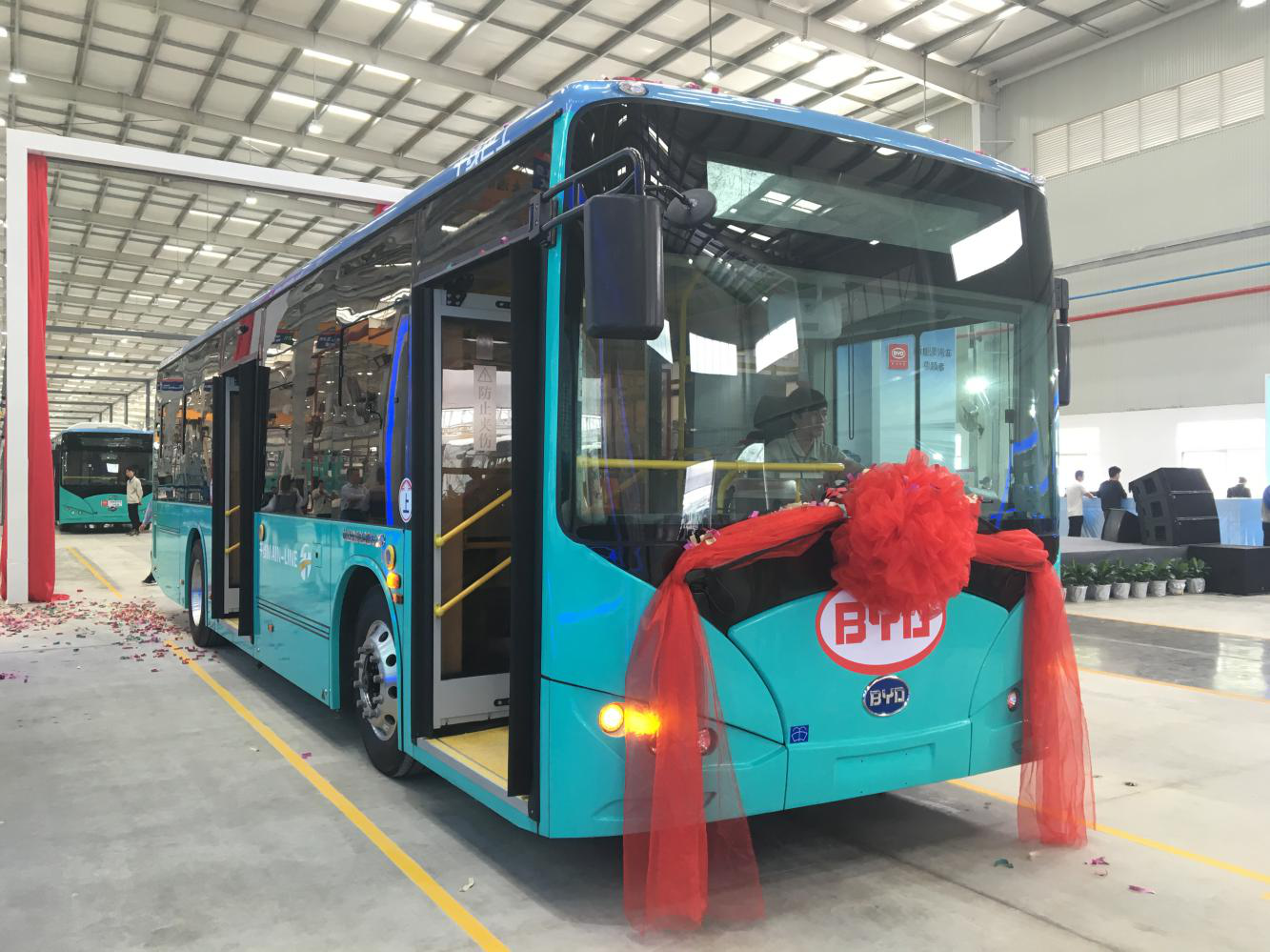 電動(dòng)公交汽車