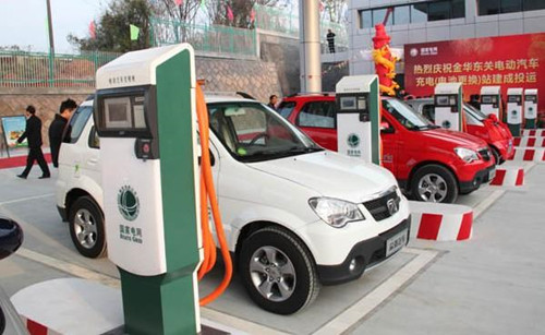 公樁難等私樁難安 如何拔掉北京新能源汽車發展的“鯁”？