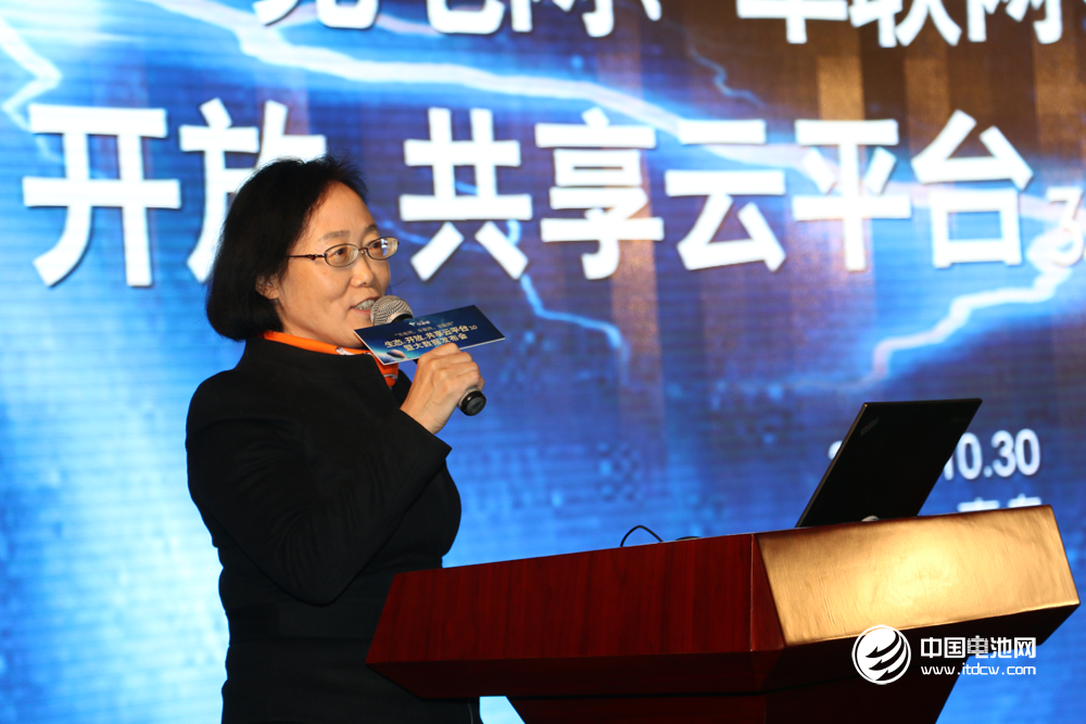 “充電網(wǎng)、車聯(lián)網(wǎng)、互聯(lián)網(wǎng)”生態(tài)、開放、共享云平臺3.0暨大數(shù)據(jù)發(fā)布會現(xiàn)場