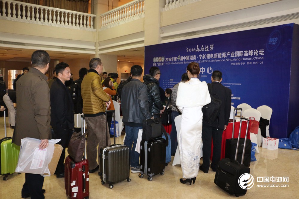 產(chǎn)業(yè)鏈巨頭云聚  第4屆鋰電“達(dá)沃斯”論壇22日正式報到