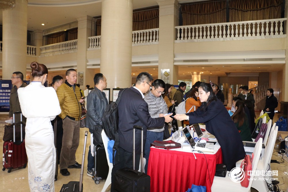 產(chǎn)業(yè)鏈巨頭云聚  第4屆鋰電“達(dá)沃斯”論壇22日正式報到