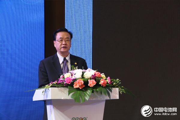 李友志:湖南省規劃2020年新能源汽車產能達到50萬輛 李友志:湖南省規劃2020年新能源汽車產能達到50萬輛