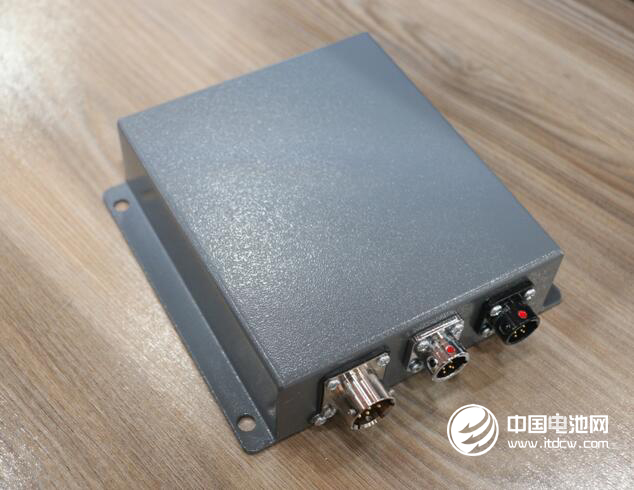 創為新能源電池箱專用自動滅火器