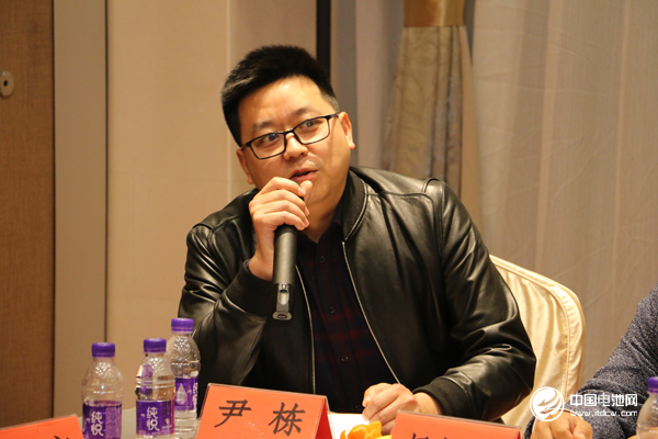 深圳市聯贏激光股份有限公司華北大區總監尹棟