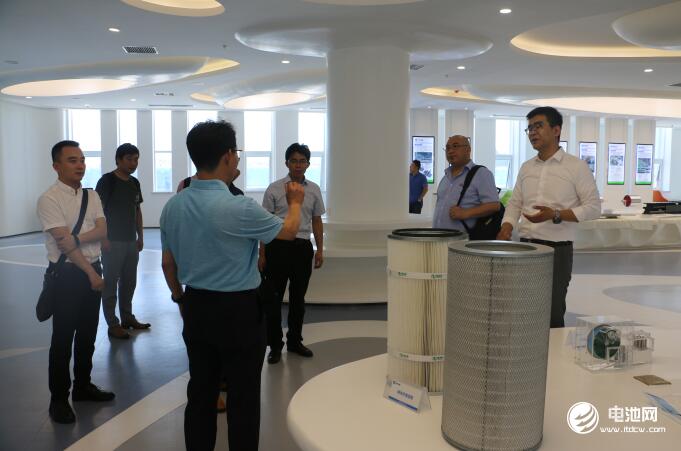 中國鋰電新能源產業鏈調研團一行參觀中科華聯