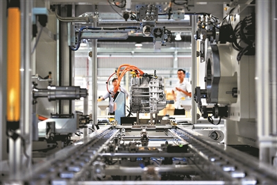 科力遠CHS佛山基地首條混合動力總成系統的生產線 科力遠CHS佛山基地首條混合動力總成系統的生產線