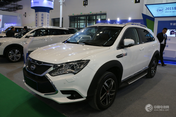 產業風向轉向新能源和智能化 國產車齊攻核心技術 產業風向轉向新能源和智能化 國產車齊攻核心技術