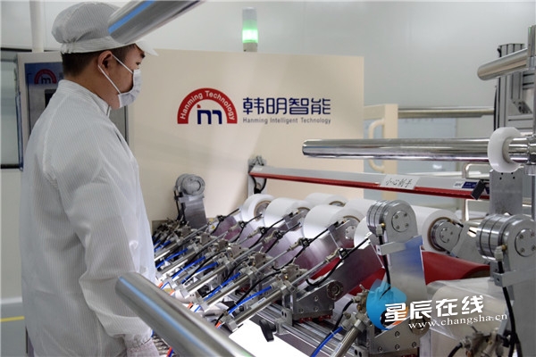 從入場到投產只花了8個月，創(chuàng)下了隔膜行業(yè)的投產速度奇跡。